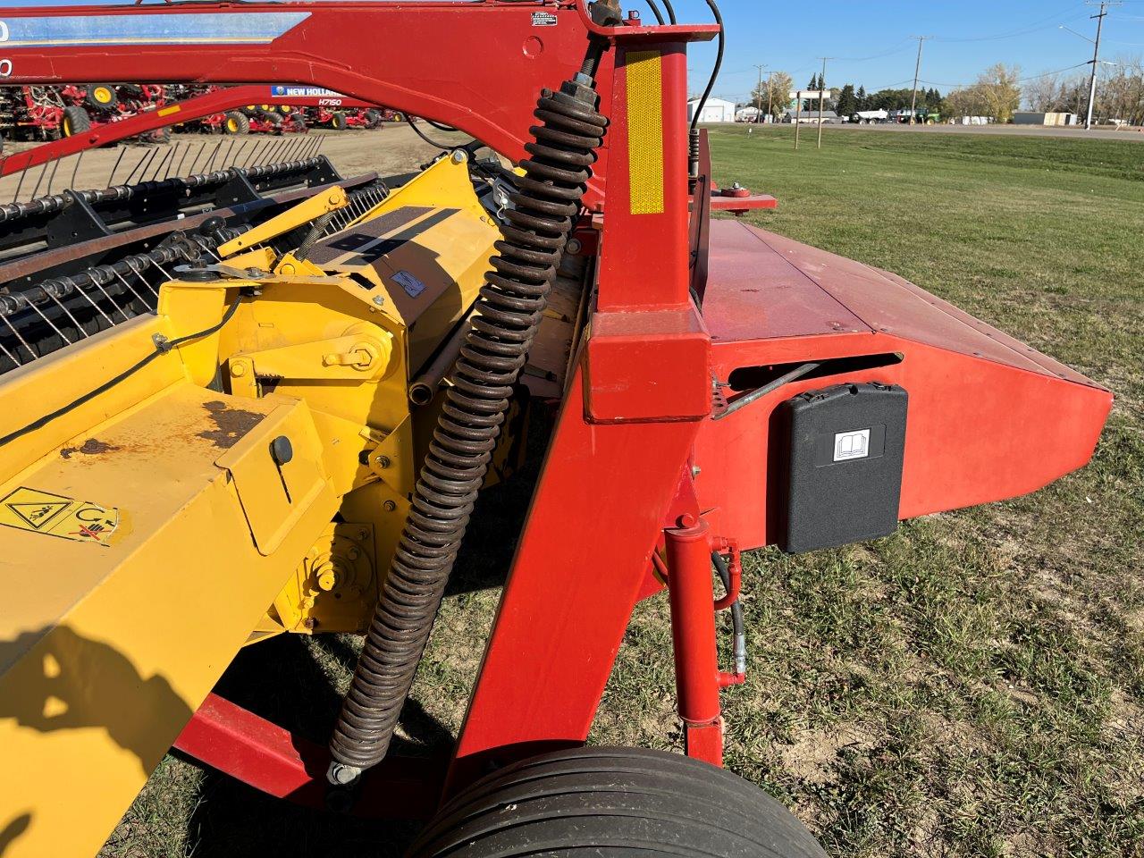 2014 New Holland H7150-18' Mower Conditioner
