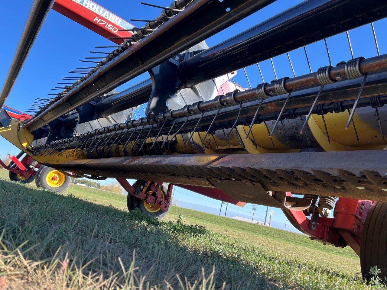 2014 New Holland H7150-18' Mower Conditioner