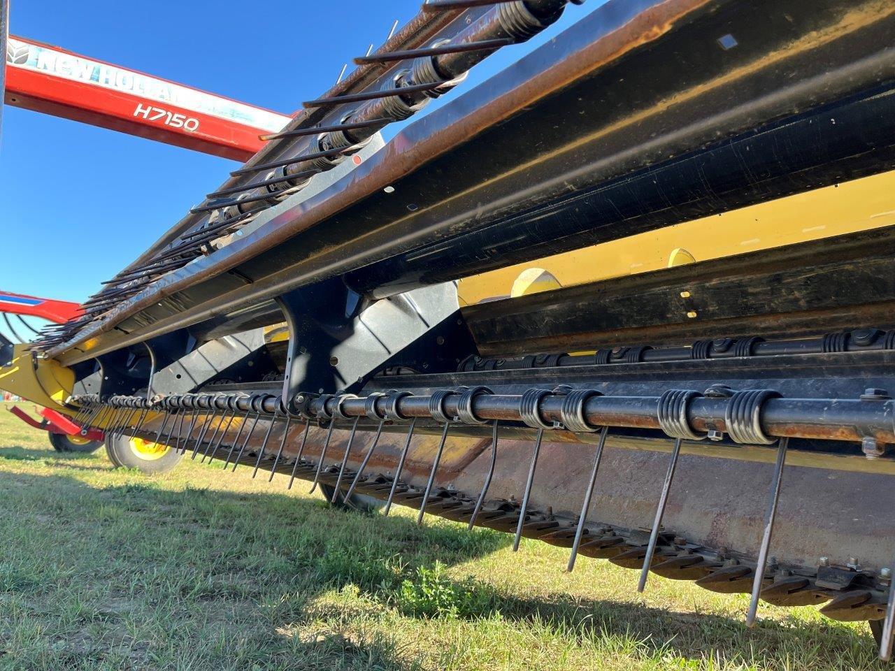 2014 New Holland H7150-18' Mower Conditioner