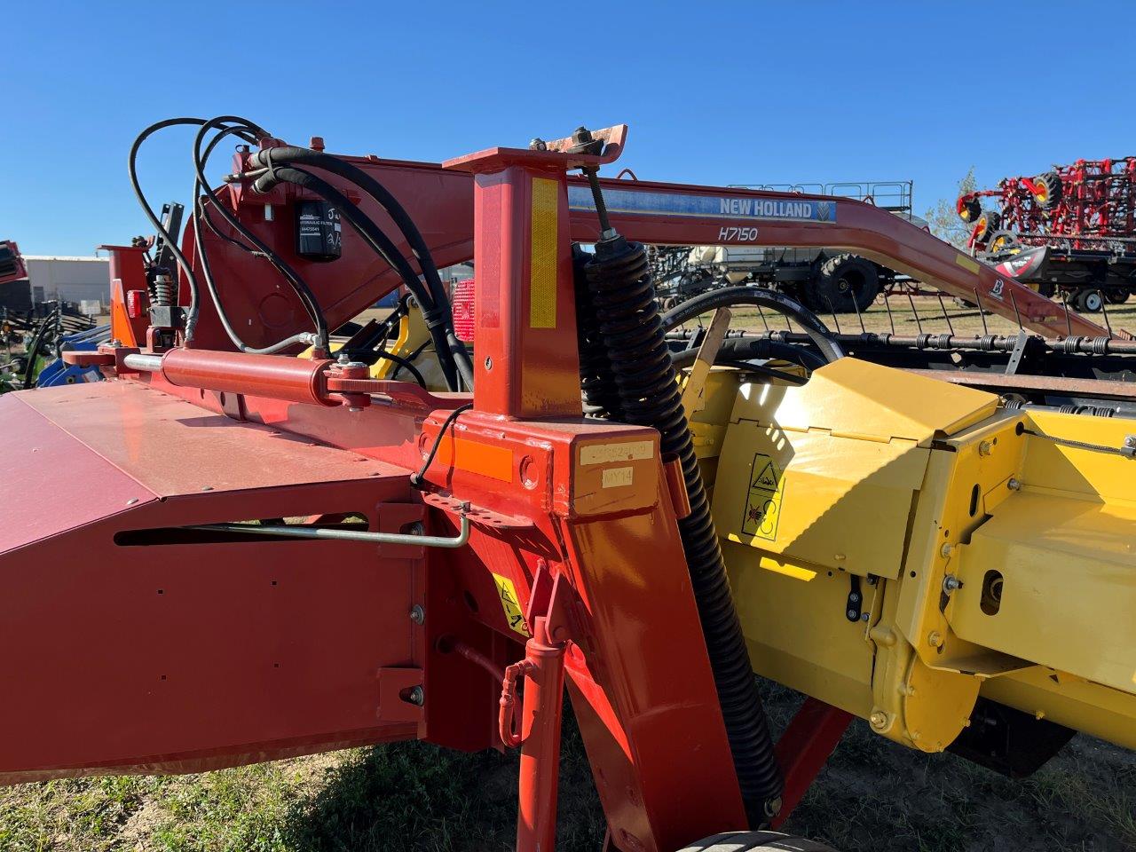 2014 New Holland H7150-18' Mower Conditioner