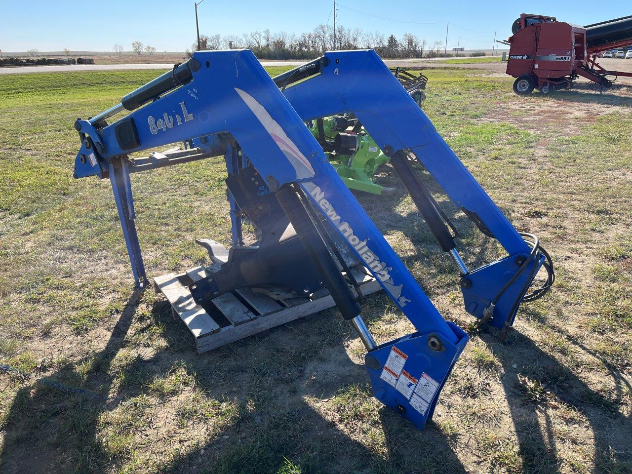 New Holland 840TL Tractor Loader