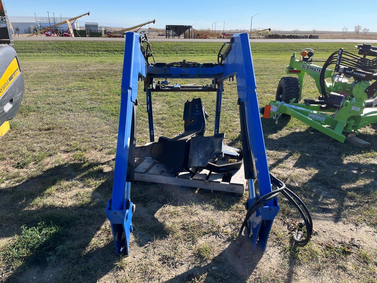 New Holland 840TL Tractor Loader