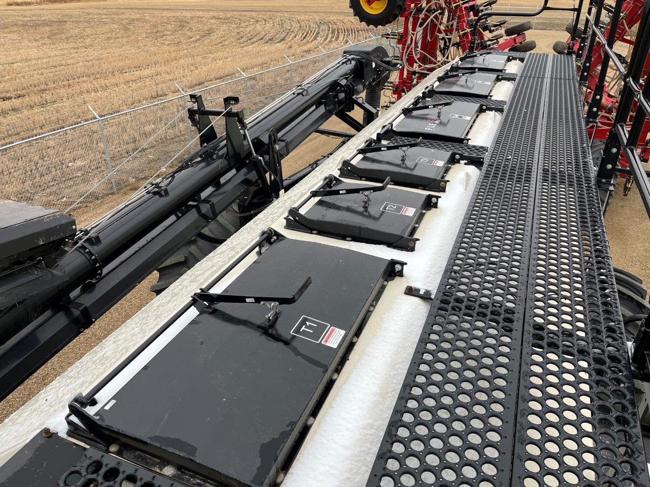 2019 Bourgault 3320QDA 76'12" w/ L7800 Air Drill