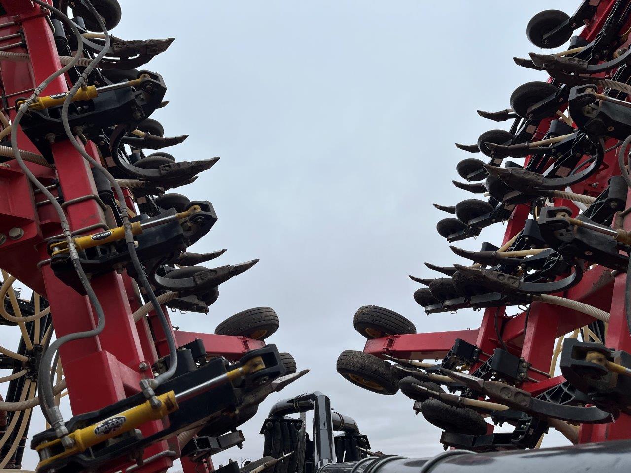 2019 Bourgault 3320QDA 76'12" w/ L7800 Air Drill