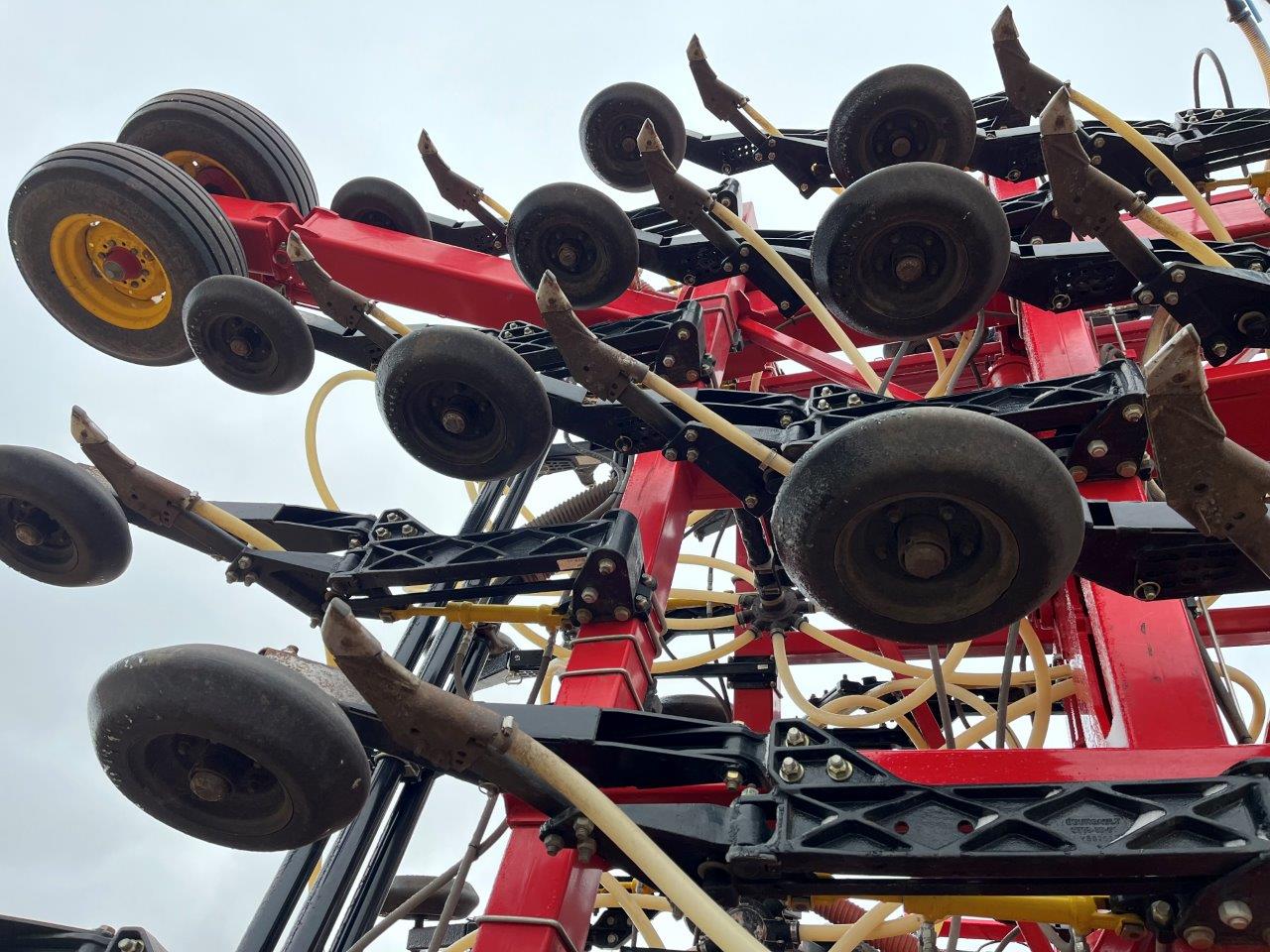 2019 Bourgault 3320QDA 76'12" w/ L7800 Air Drill