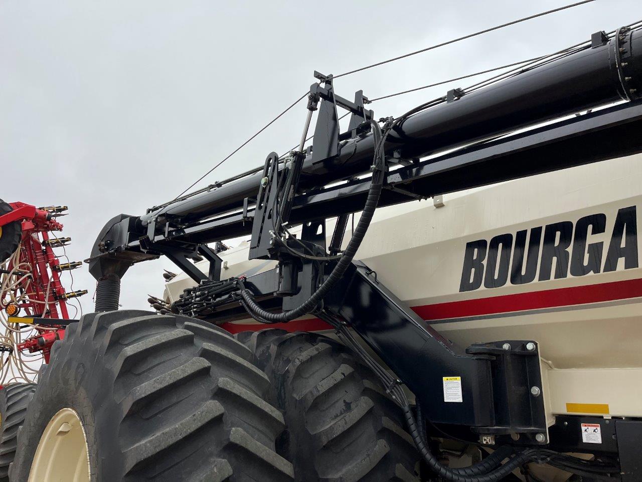 2019 Bourgault 3320QDA 76'12" w/ L7800 Air Drill