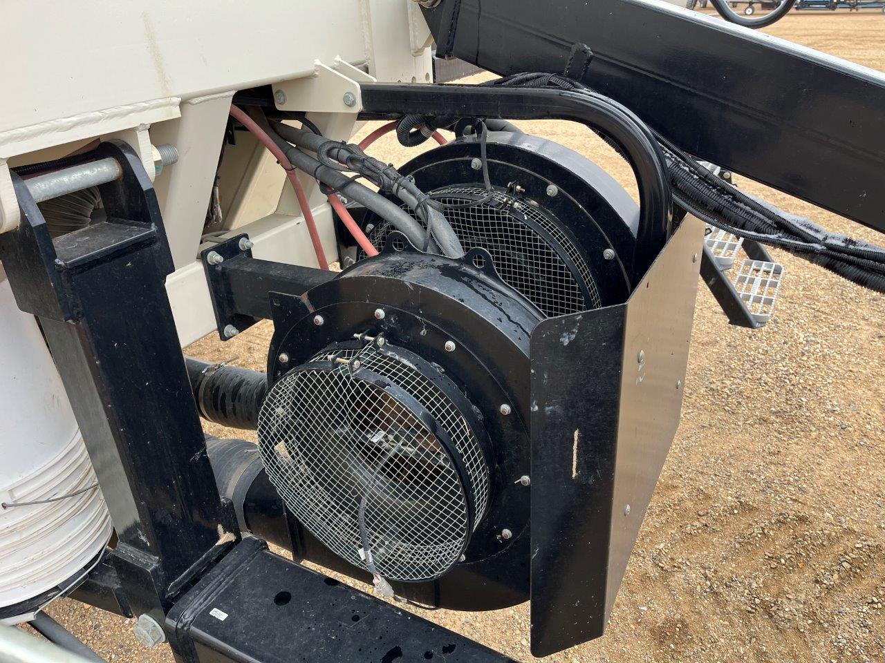 2019 Bourgault 3320QDA 76'12" w/ L7800 Air Drill