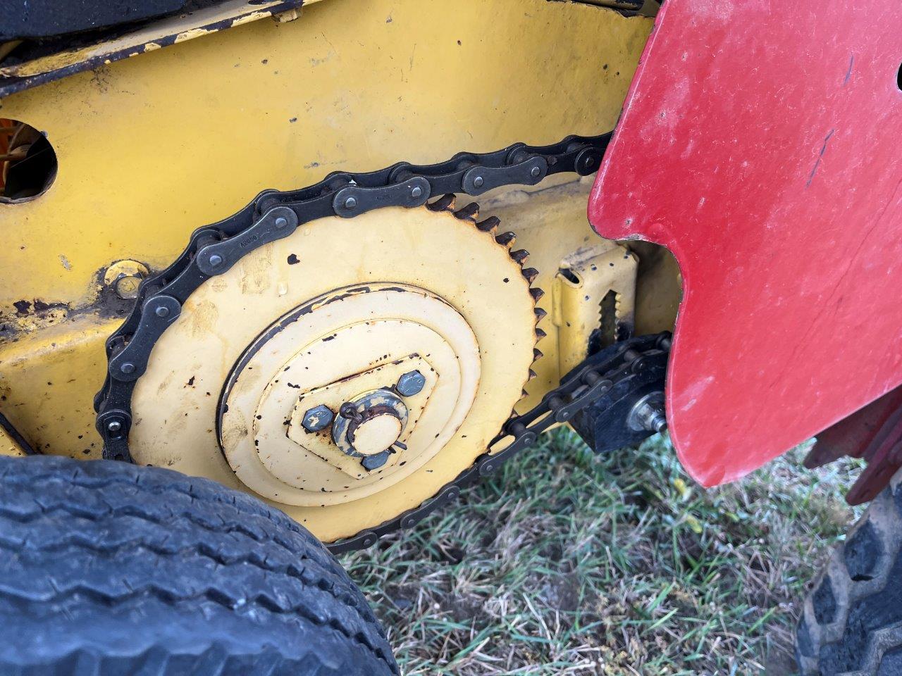 2004 New Holland BR780 Baler/Round