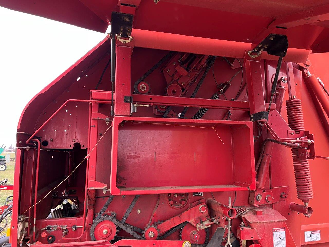 2004 New Holland BR780 Baler/Round