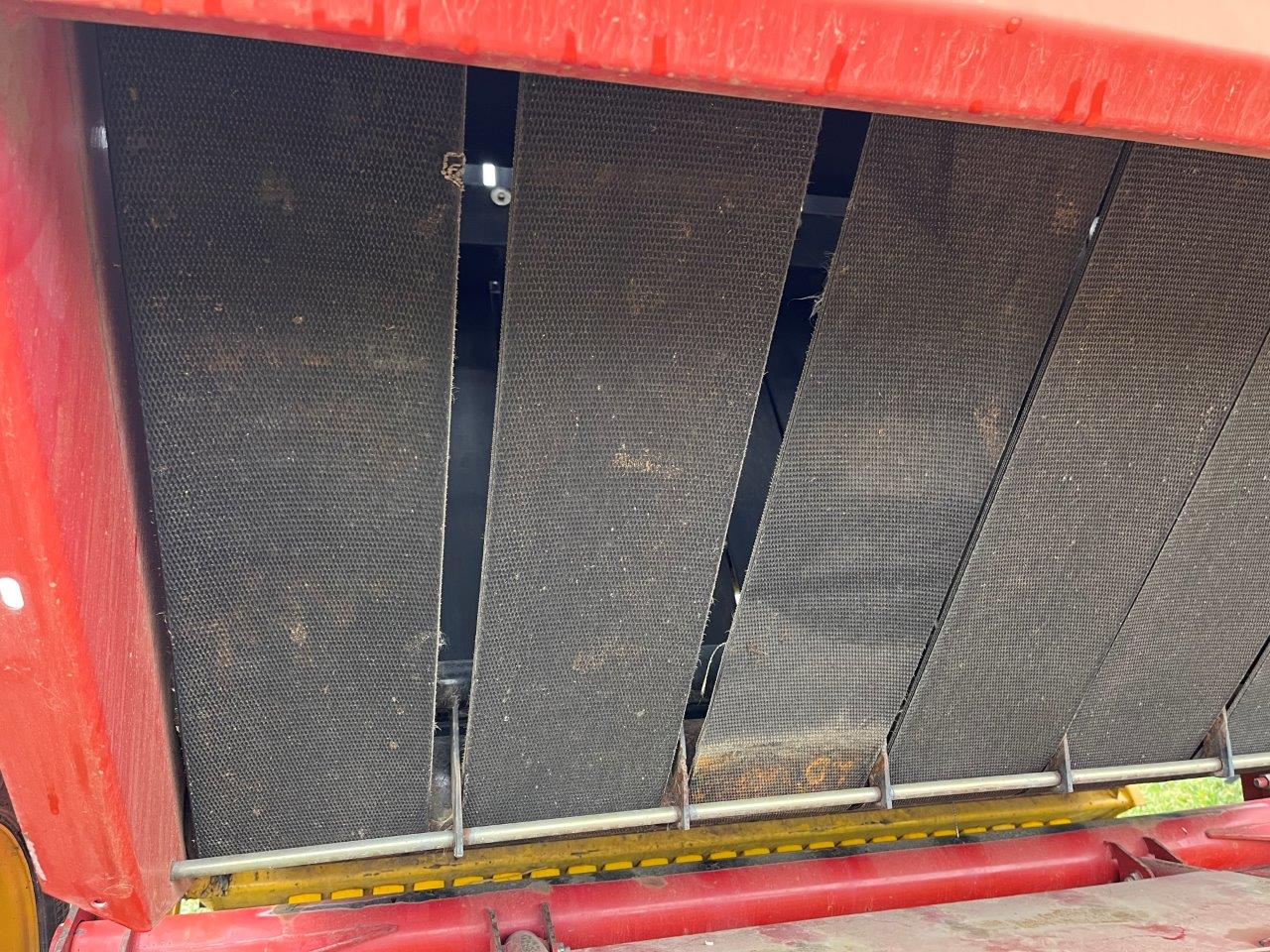 2004 New Holland BR780 Baler/Round