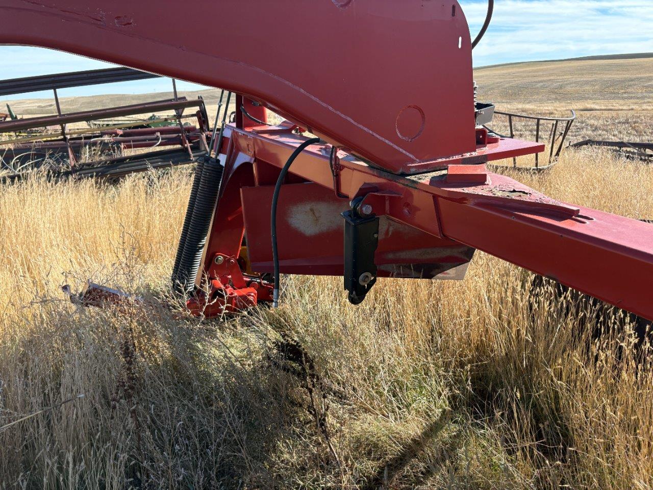 2009 New Holland H7150 - 18' Mower Conditioner