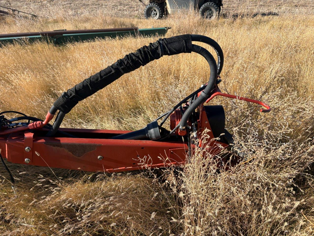 2009 New Holland H7150 - 18' Mower Conditioner