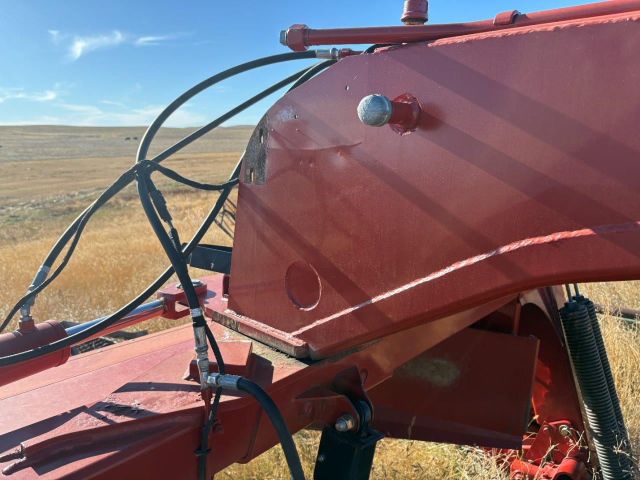 2009 New Holland H7150 - 18' Mower Conditioner