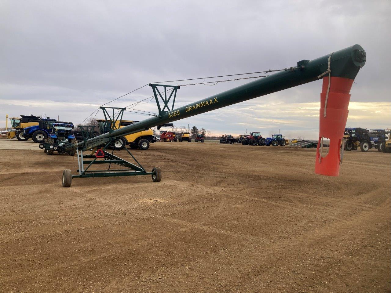 2017 GrainMaxx 5385 Grain Auger