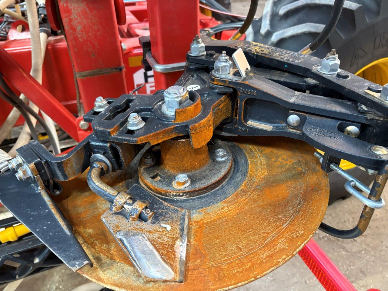 2021 Bourgault 3330 SE PLX 76'12" w/ 9950 Air Drill