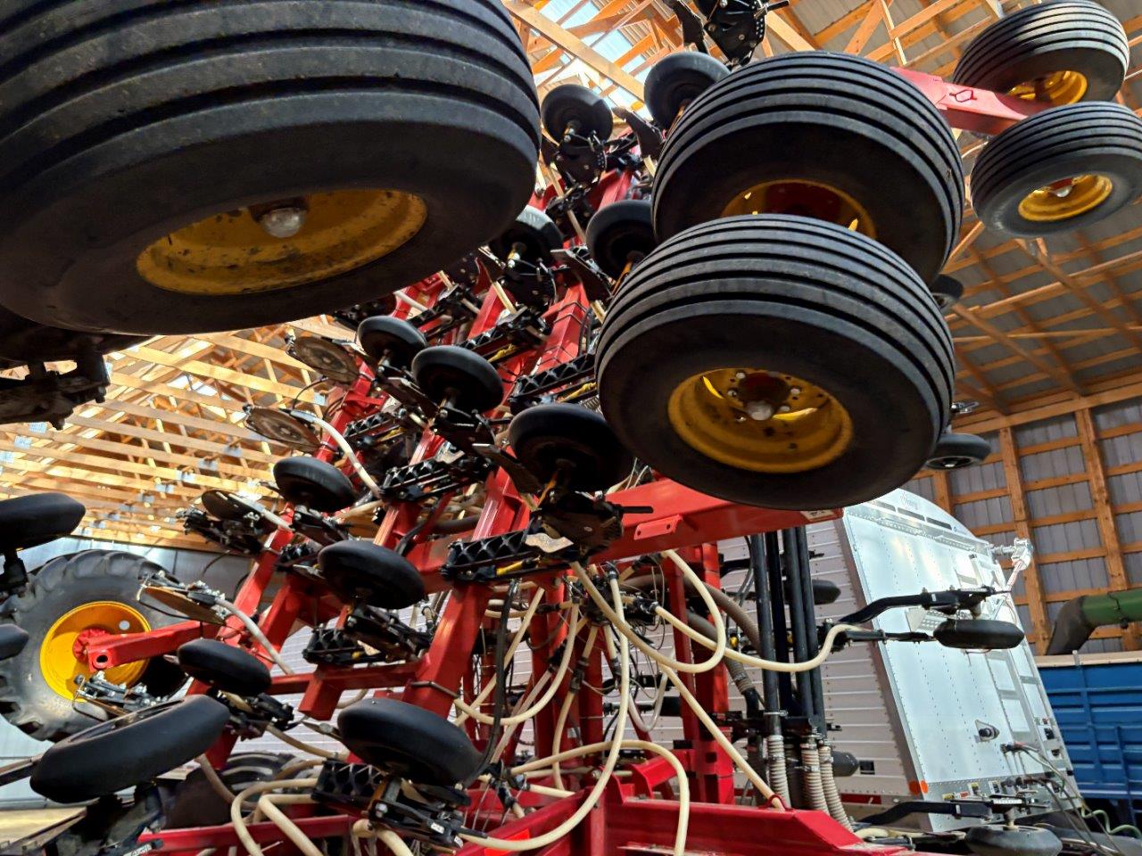 2021 Bourgault 3330 SE PLX 76'12" w/ 9950 Air Drill