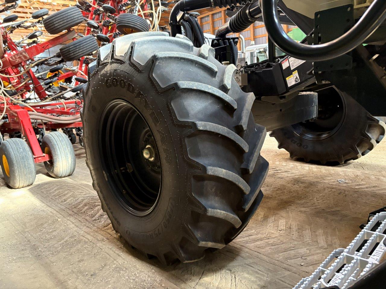 2021 Bourgault 3330 SE PLX 76'12" w/ 9950 Air Drill