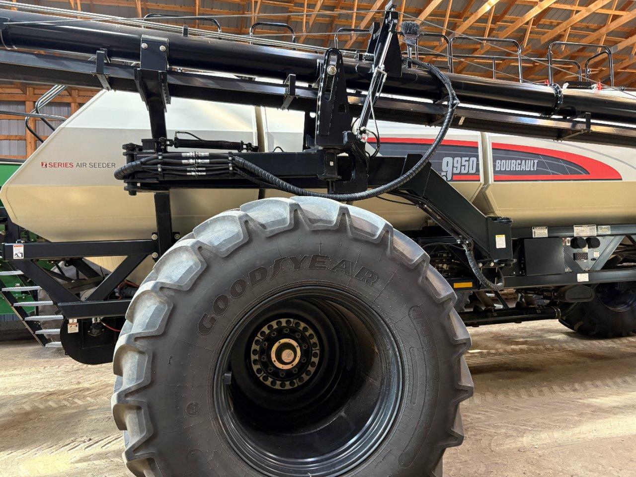 2021 Bourgault 3330 SE PLX 76'12" w/ 9950 Air Drill