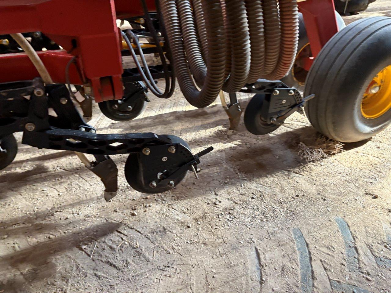 2021 Bourgault 3330 SE PLX 76'12" w/ 9950 Air Drill