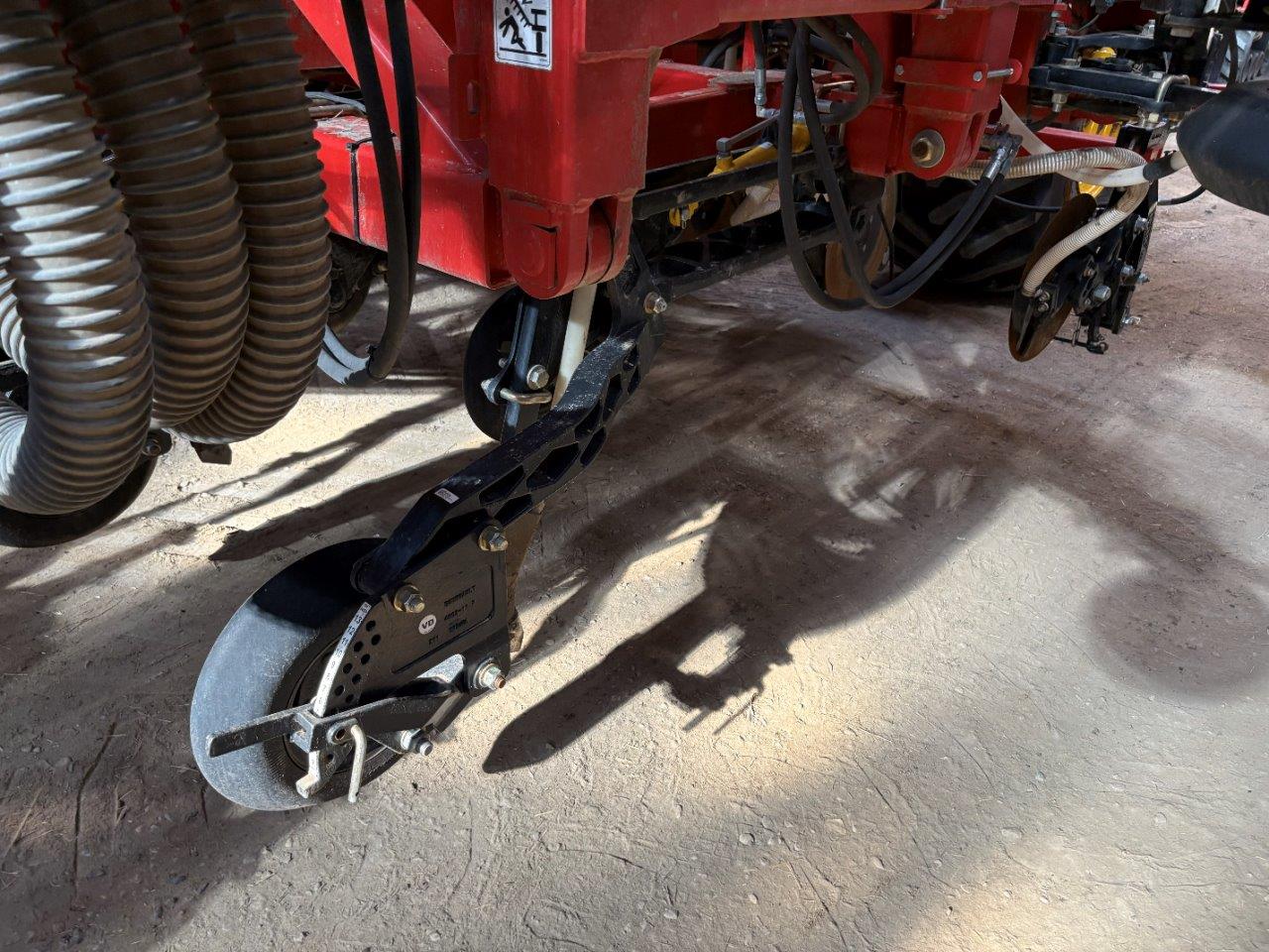 2021 Bourgault 3330 SE PLX 76'12" w/ 9950 Air Drill