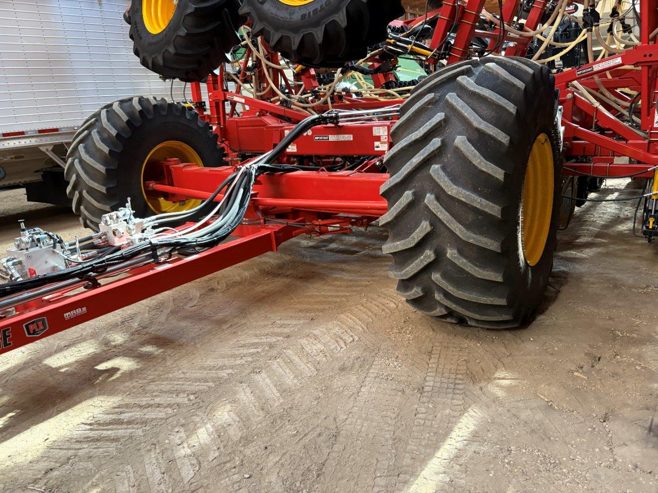 2021 Bourgault 3330 SE PLX 76'12" w/ 9950 Air Drill