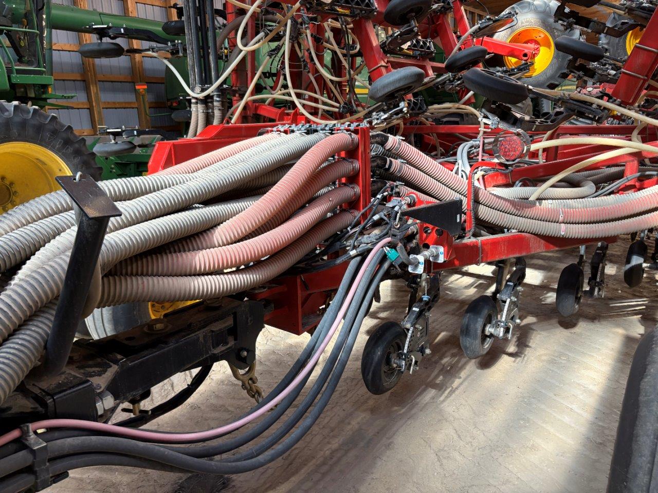 2021 Bourgault 3330 SE PLX 76'12" w/ 9950 Air Drill