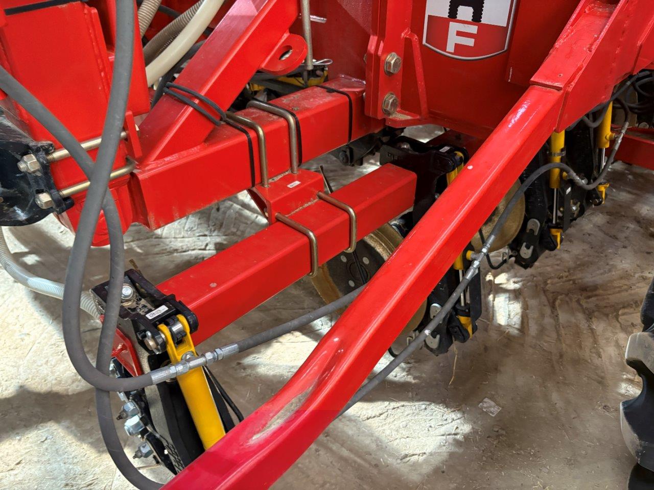 2021 Bourgault 3330 SE PLX 76'12" w/ 9950 Air Drill