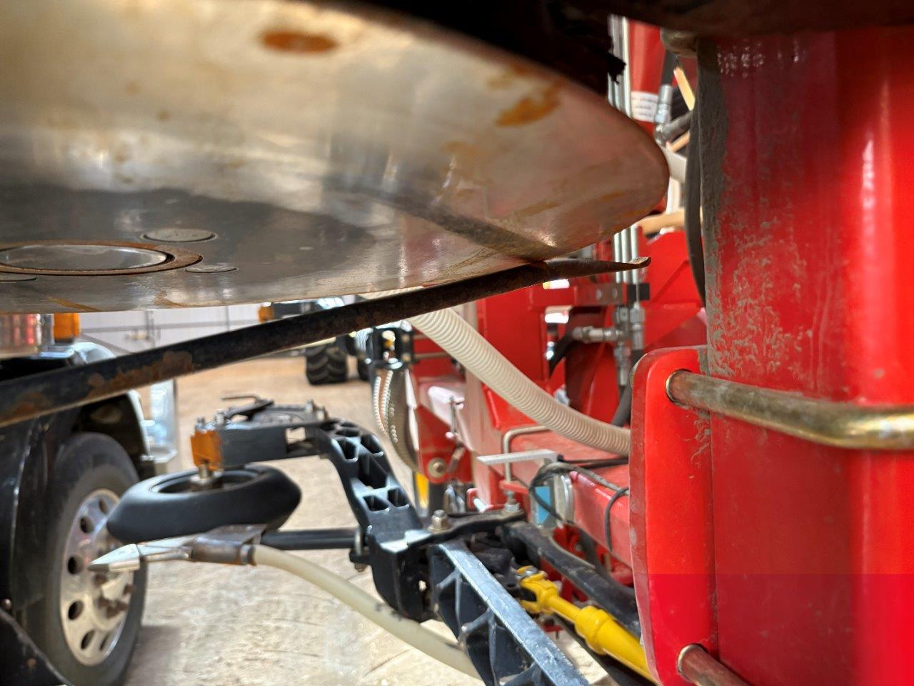 2021 Bourgault 3330 SE PLX 76'12" w/ 9950 Air Drill