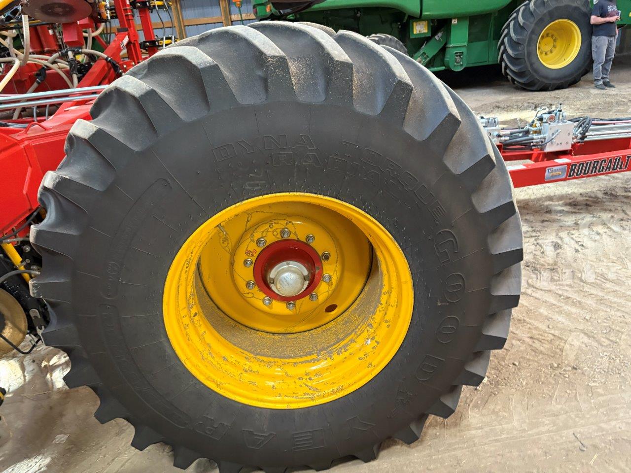 2021 Bourgault 3330 SE PLX 76'12" w/ 9950 Air Drill