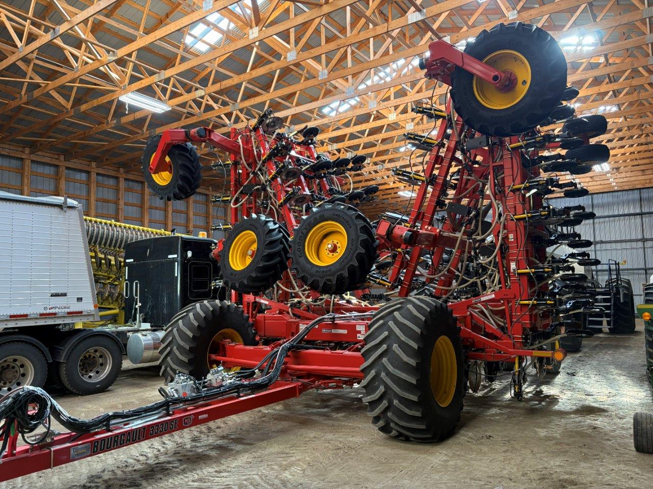 2021 Bourgault 3330 SE PLX 76'12" w/ 9950 Air Drill