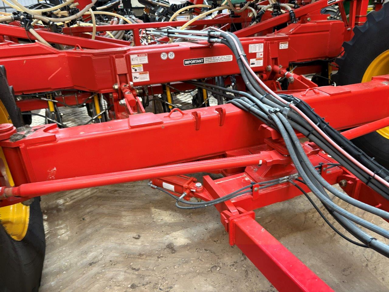 2021 Bourgault 3330 SE PLX 76'12" w/ 9950 Air Drill