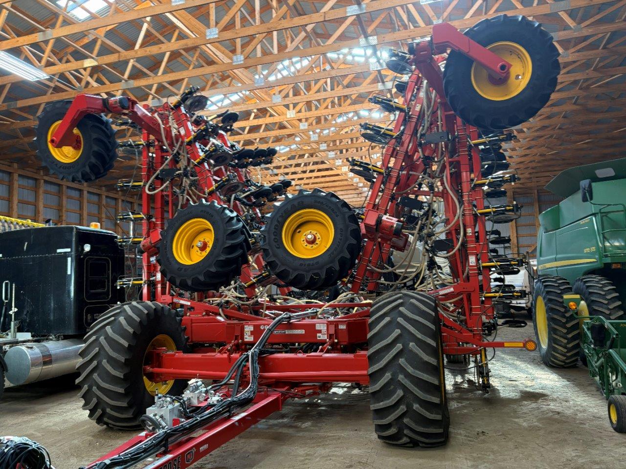 2021 Bourgault 3330 SE PLX 76'12" w/ 9950 Air Drill