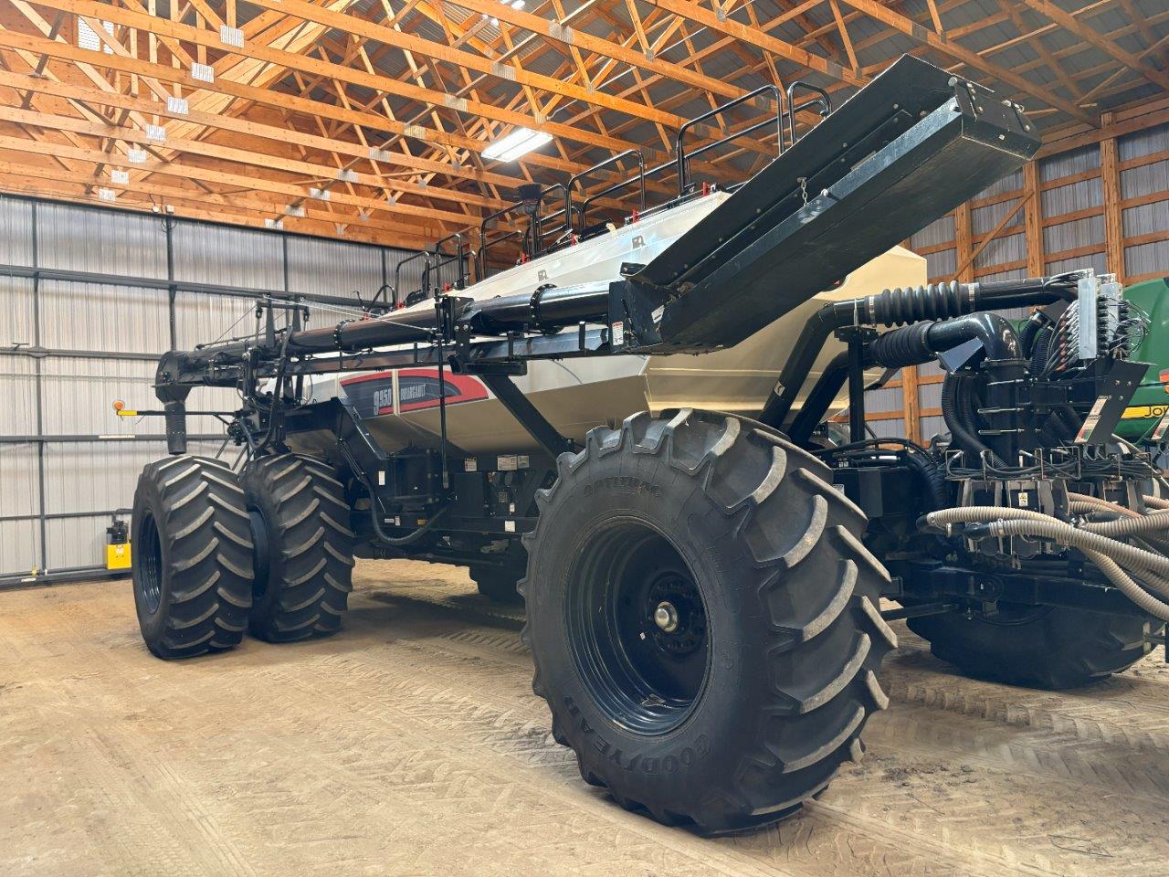 2021 Bourgault 3330 SE PLX 76'12" w/ 9950 Air Drill