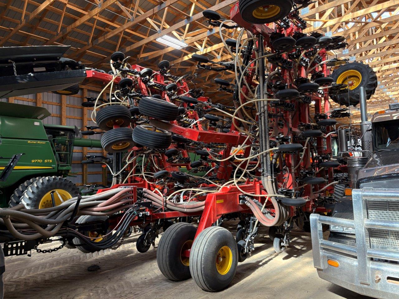2021 Bourgault 3330 SE PLX 76'12" w/ 9950 Air Drill