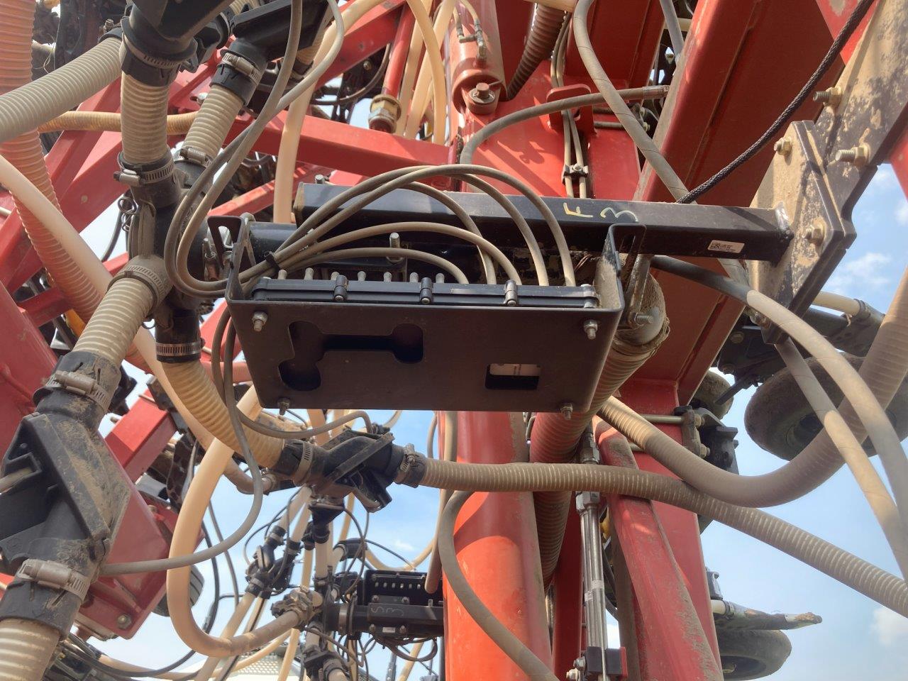 2019 Bourgault 3320XTC 76'12" w/ 7950 Air Drill