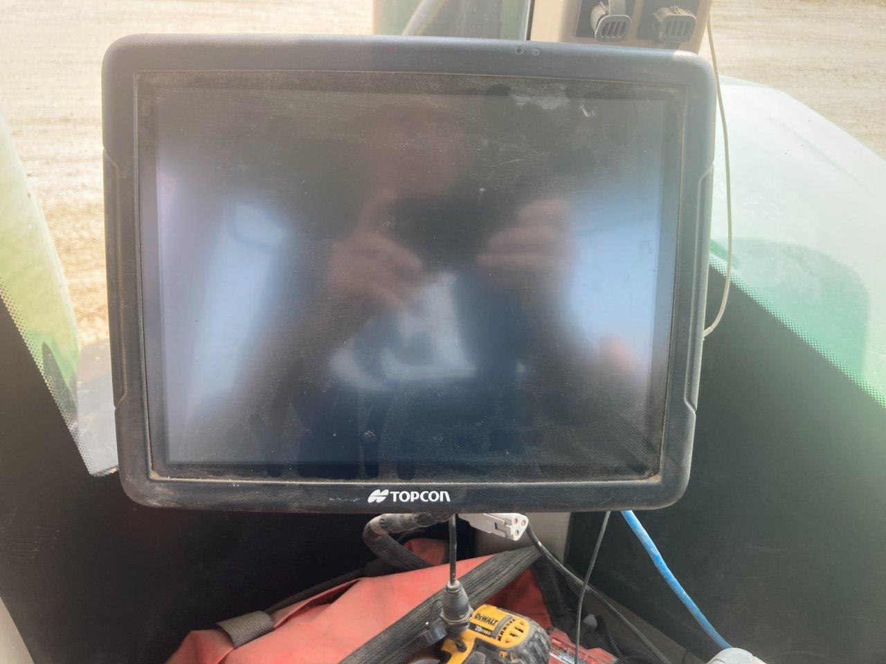 2019 Bourgault 3320XTC 76'12" w/ 7950 Air Drill