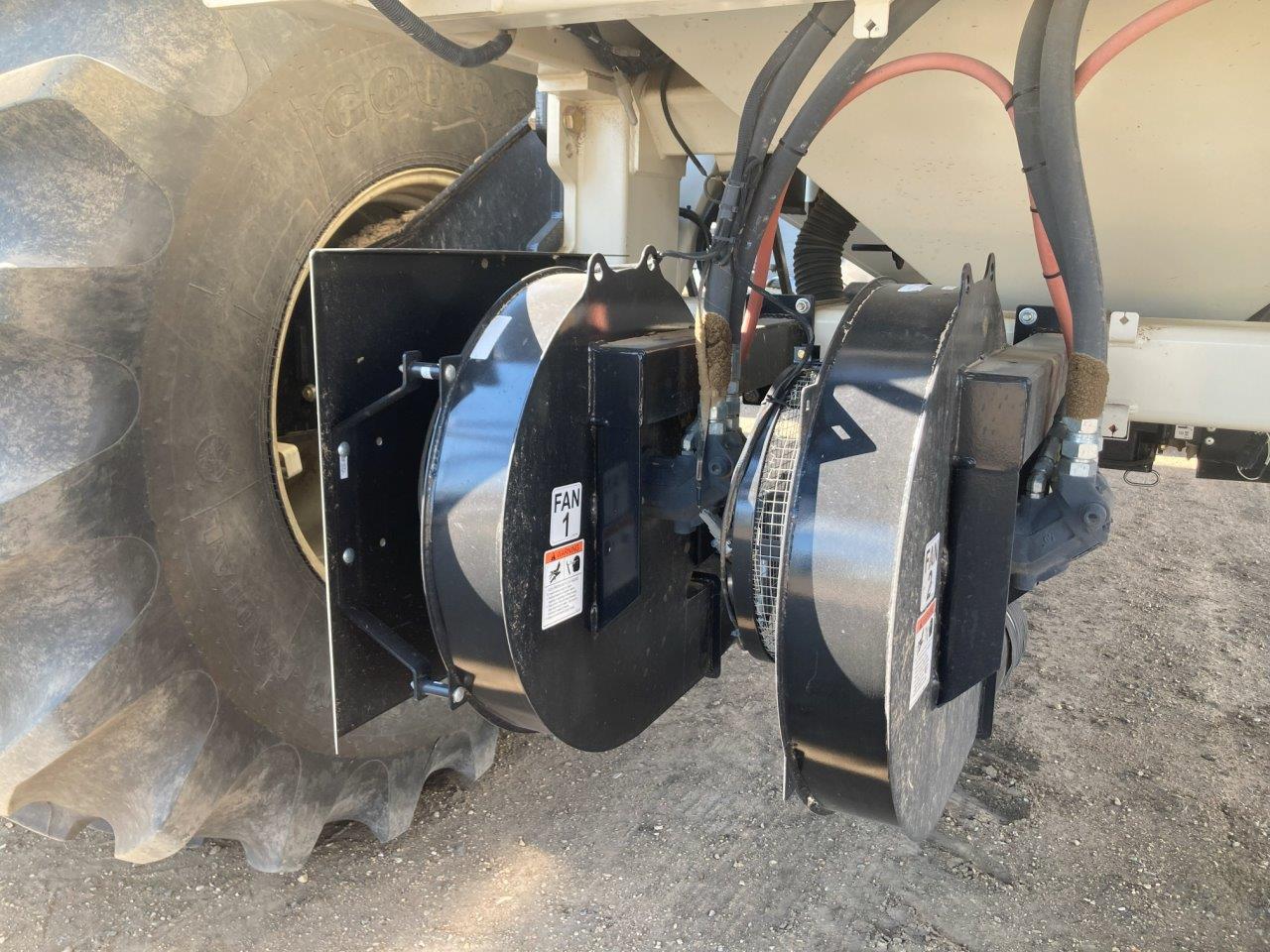 2018 Bourgault 3320XTC 76'10"' w/ 7950 Air Drill