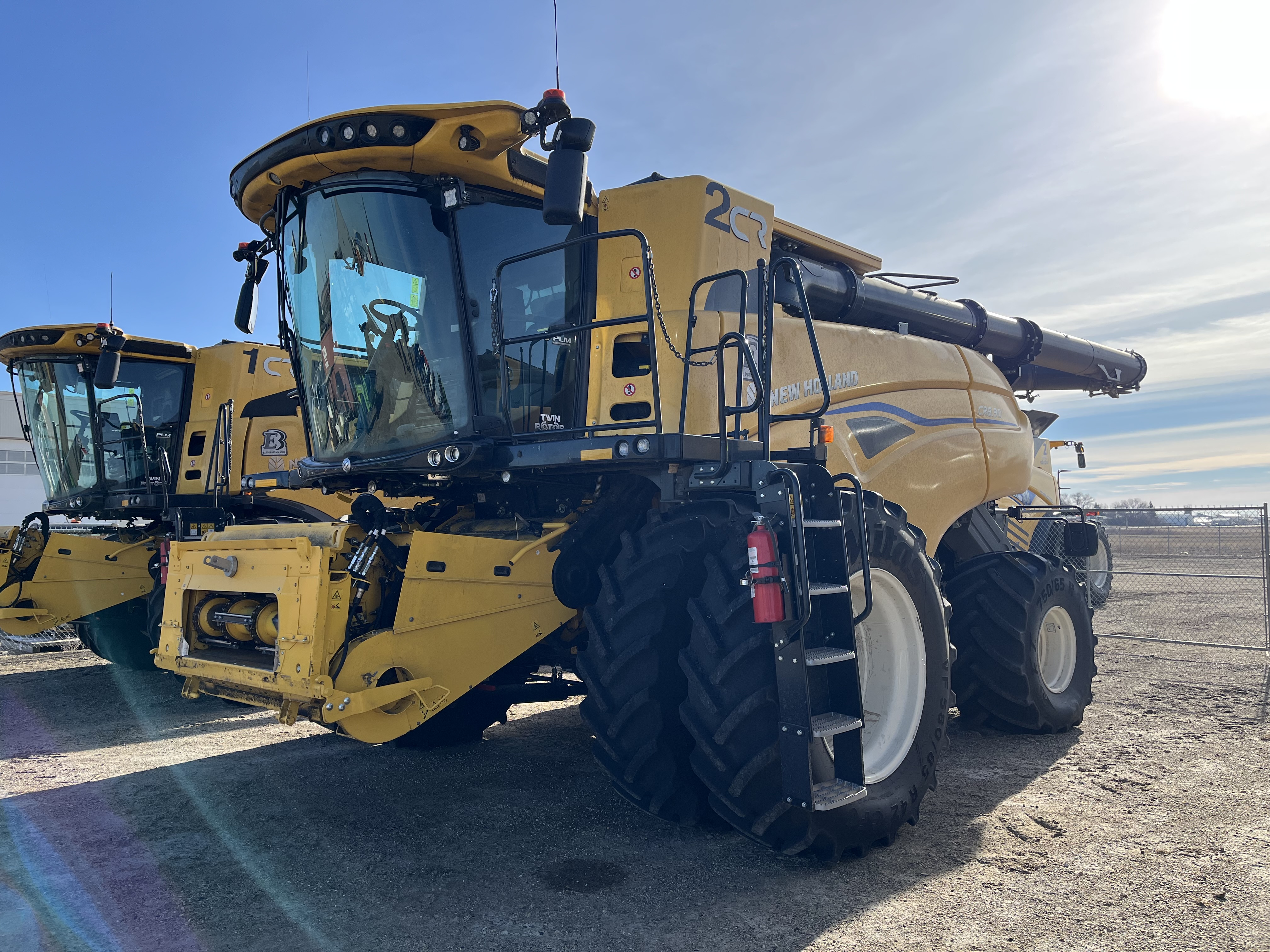 2025 New Holland CR8.90 Combine