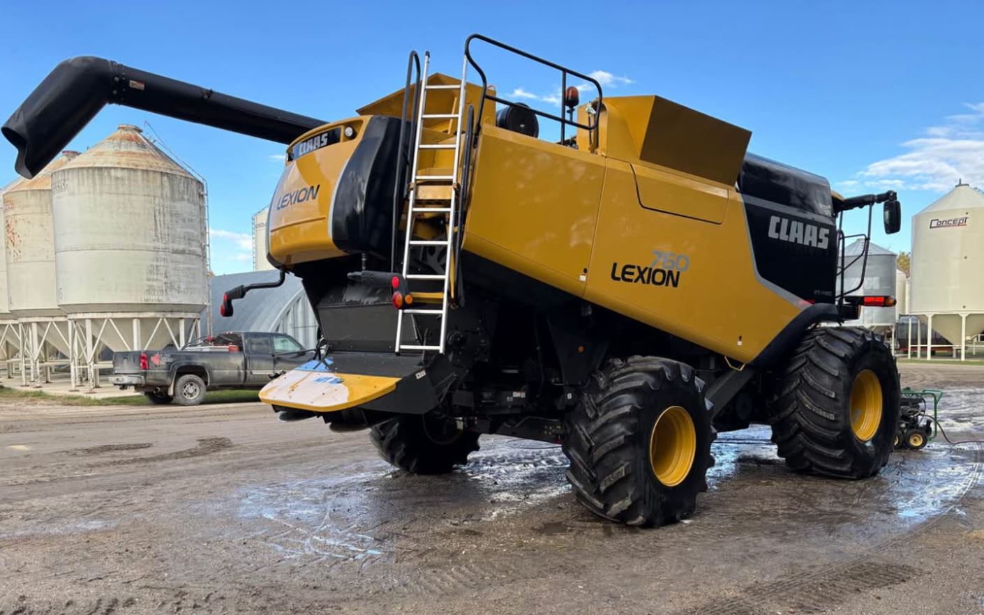 2012 CLAAS Lexion 760 Combine