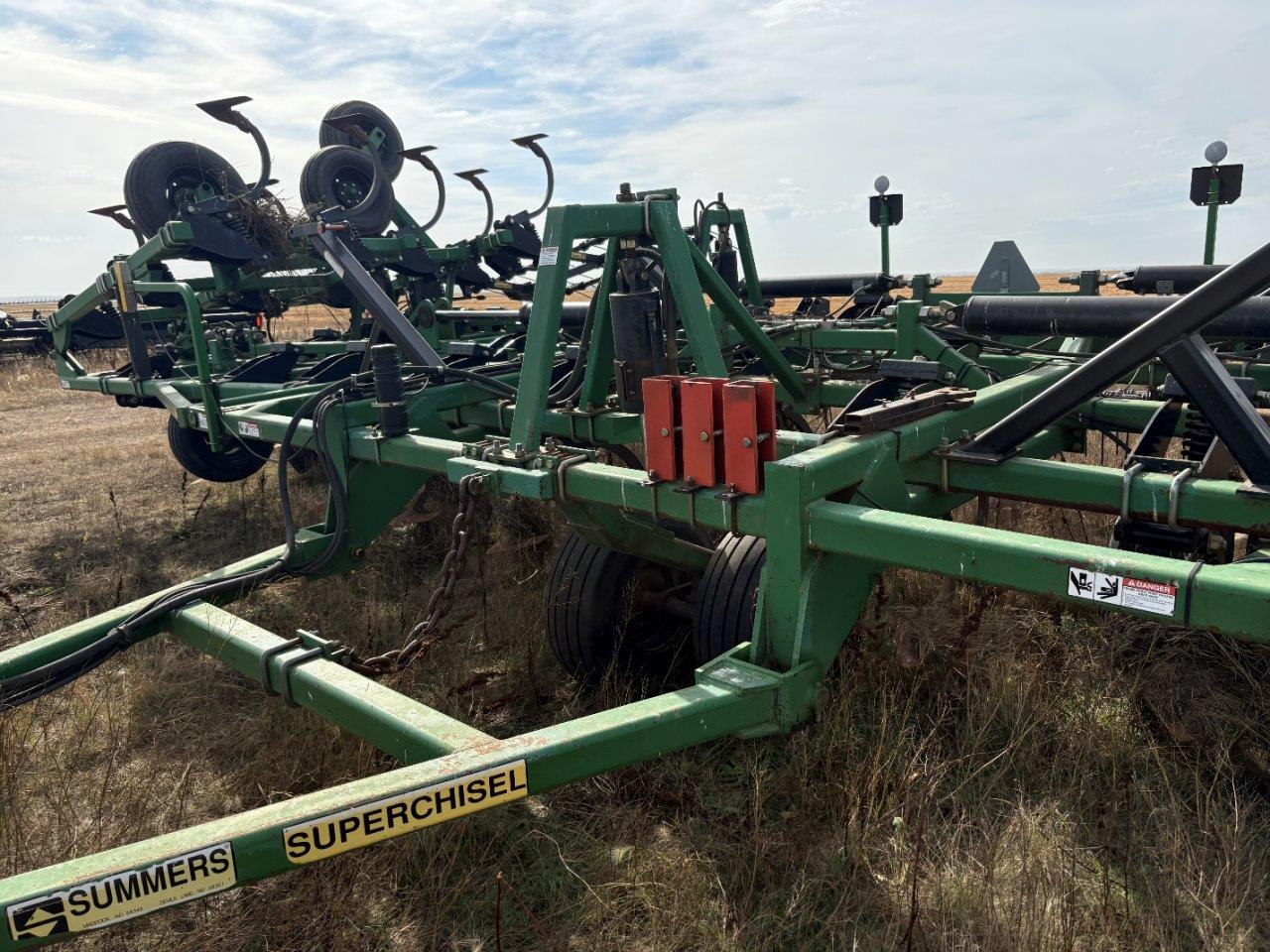 2010 Summers SUPERCHISEL - 60' Chisel Plow