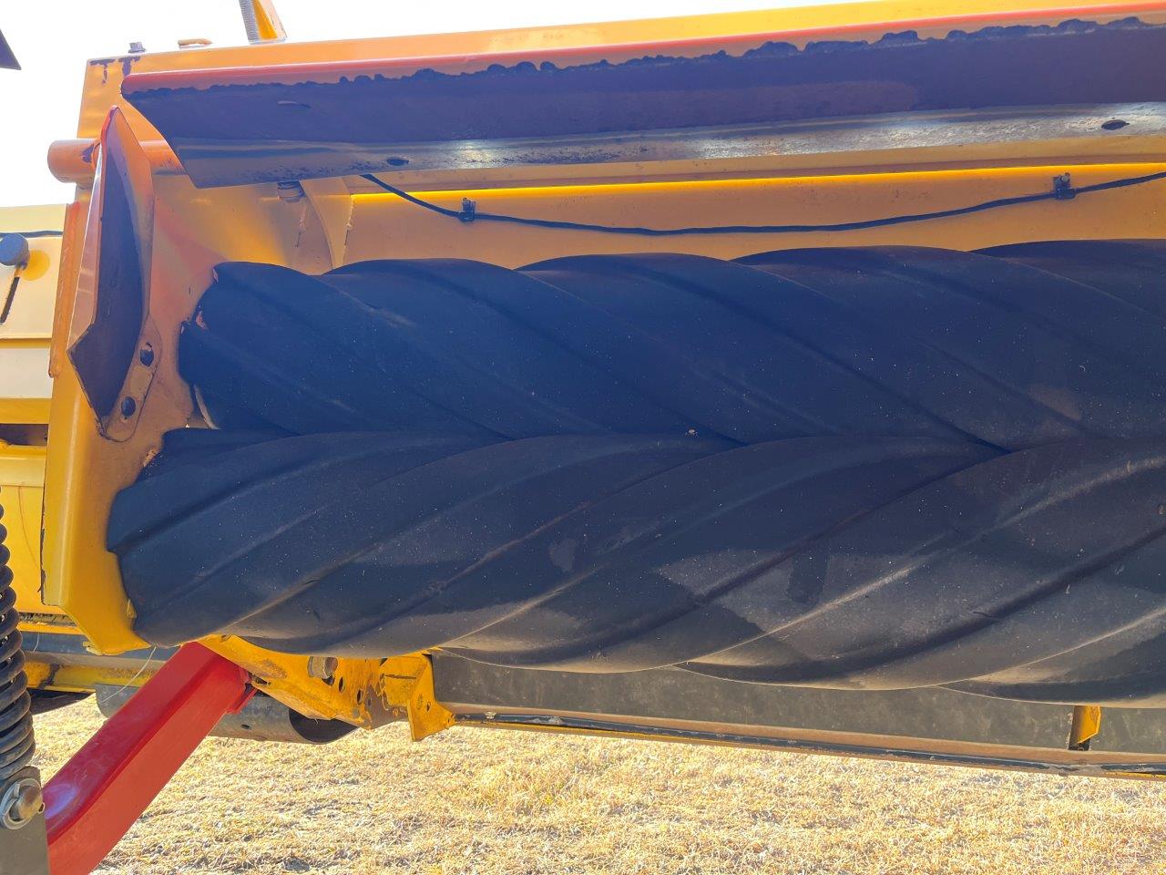 2014 New Holland H7150-16' Mower Conditioner