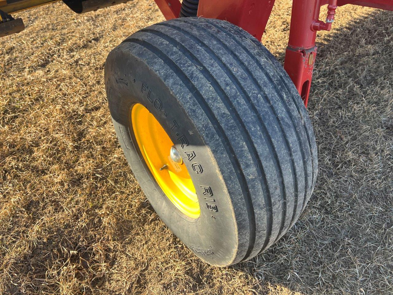 2014 New Holland H7150-16' Mower Conditioner