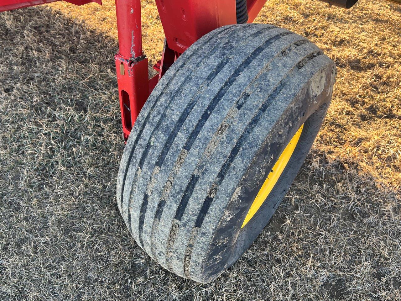 2014 New Holland H7150-16' Mower Conditioner
