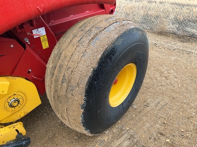 2021 New Holland RB560 SC Plus Baler/Round