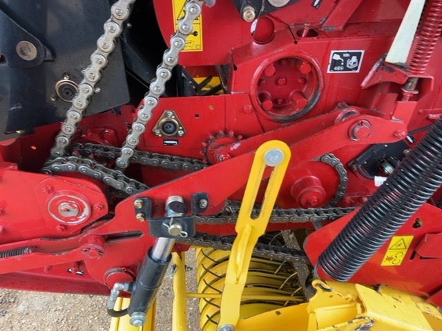 2021 New Holland RB560 SC Plus Baler/Round