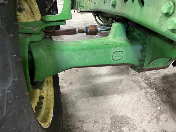 2005 John Deere 7420 Tractor