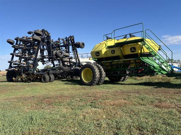 2012 Seed Master 7212 W/1910 Air Seeder