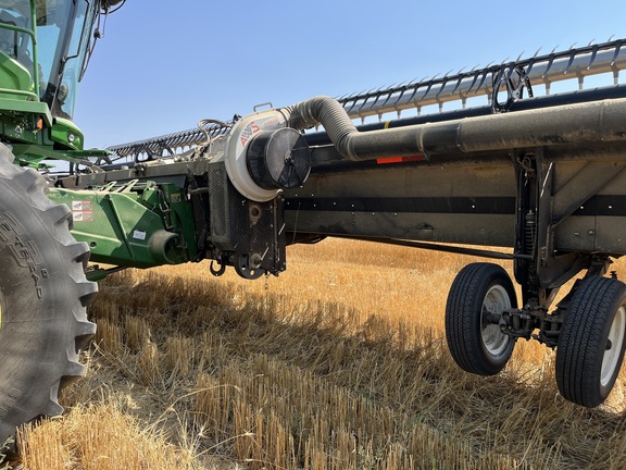 2013 MacDon D65-45 Header Combine