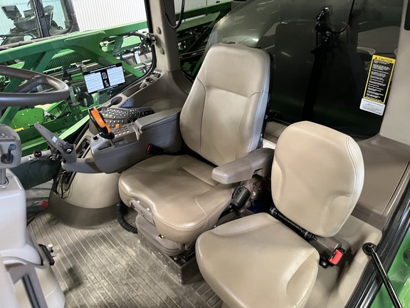 2017 John Deere R4045 Sprayer/High Clearance