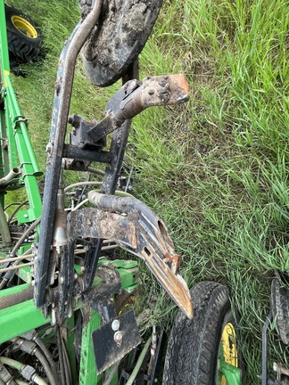 2009 John Deere 1870 W/1910 Air Seeder